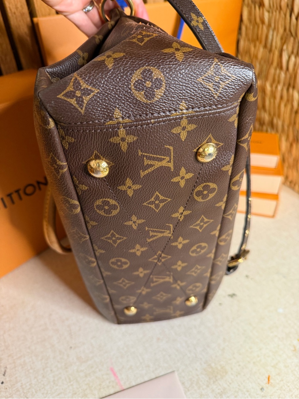 👜 Louis Vuitton Palace MM Monogram 👜 - Picture 7 of 14